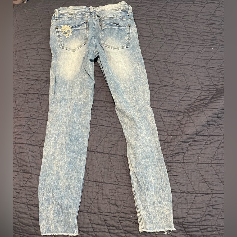 Low Rise Ripped Skinny Jeans - Picture 2 of 2